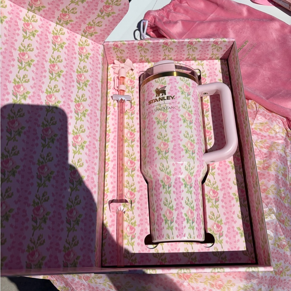 Stanley Pink Floral 30oz Travel Mug with Straw New in box